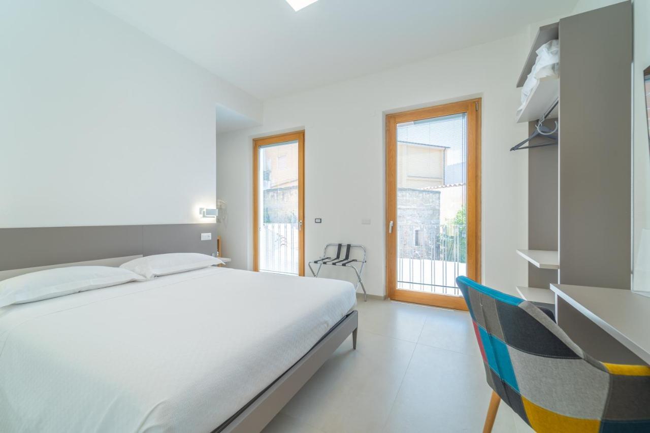 Nuova -Luxury Rooms & Apartment- Olbia Zewnętrze zdjęcie