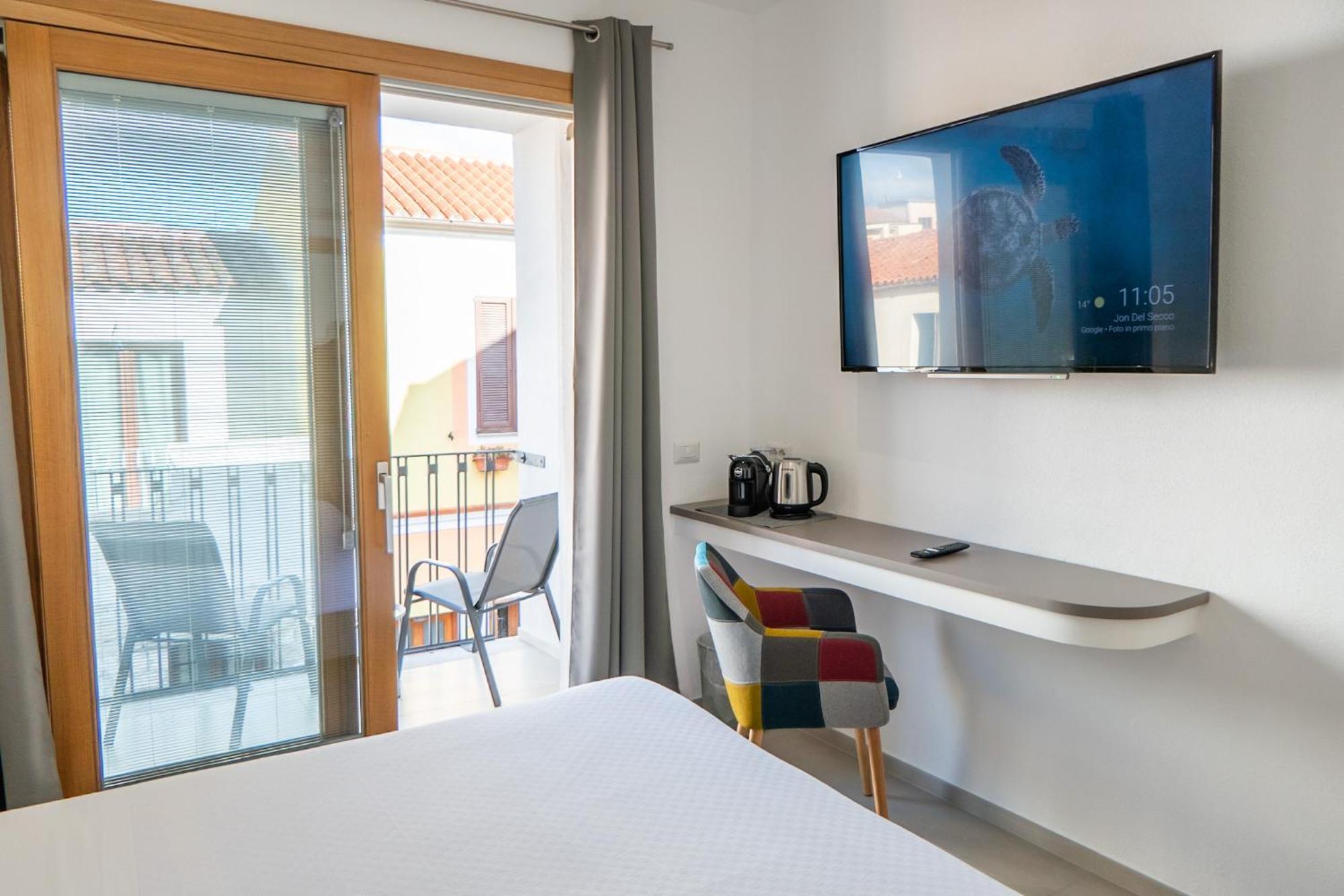 Nuova -Luxury Rooms & Apartment- Olbia Zewnętrze zdjęcie